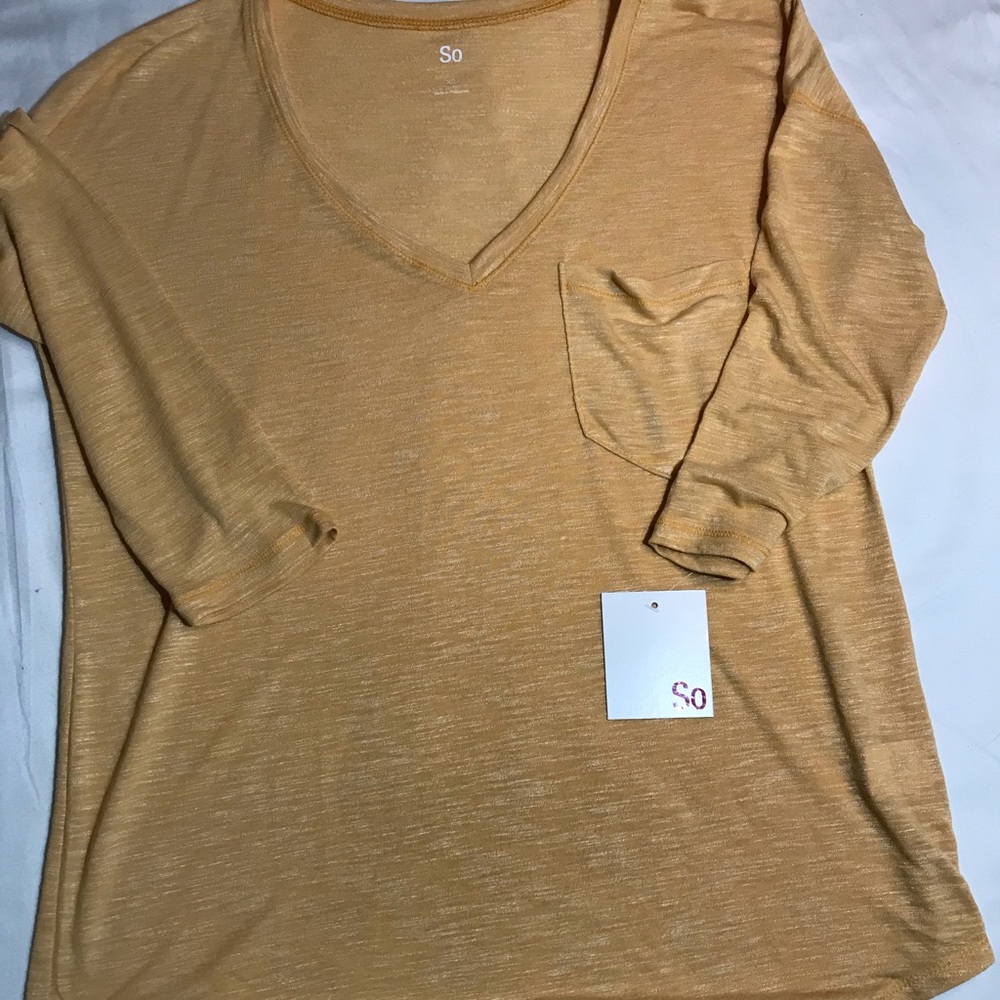 SO 3/4 SLEEVE T SHIRT JUNIOR SIZE XS GOLD NWT